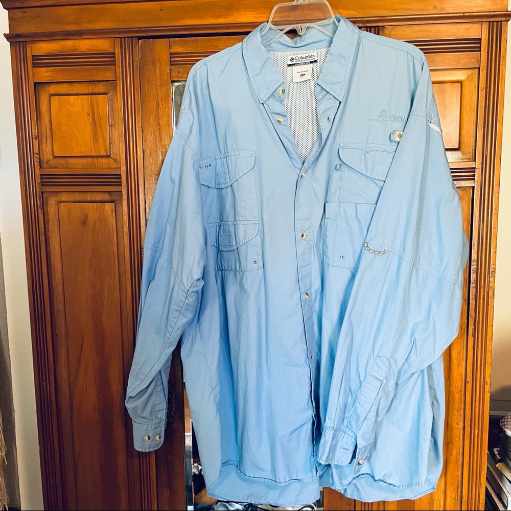 Columbia fishing shirt